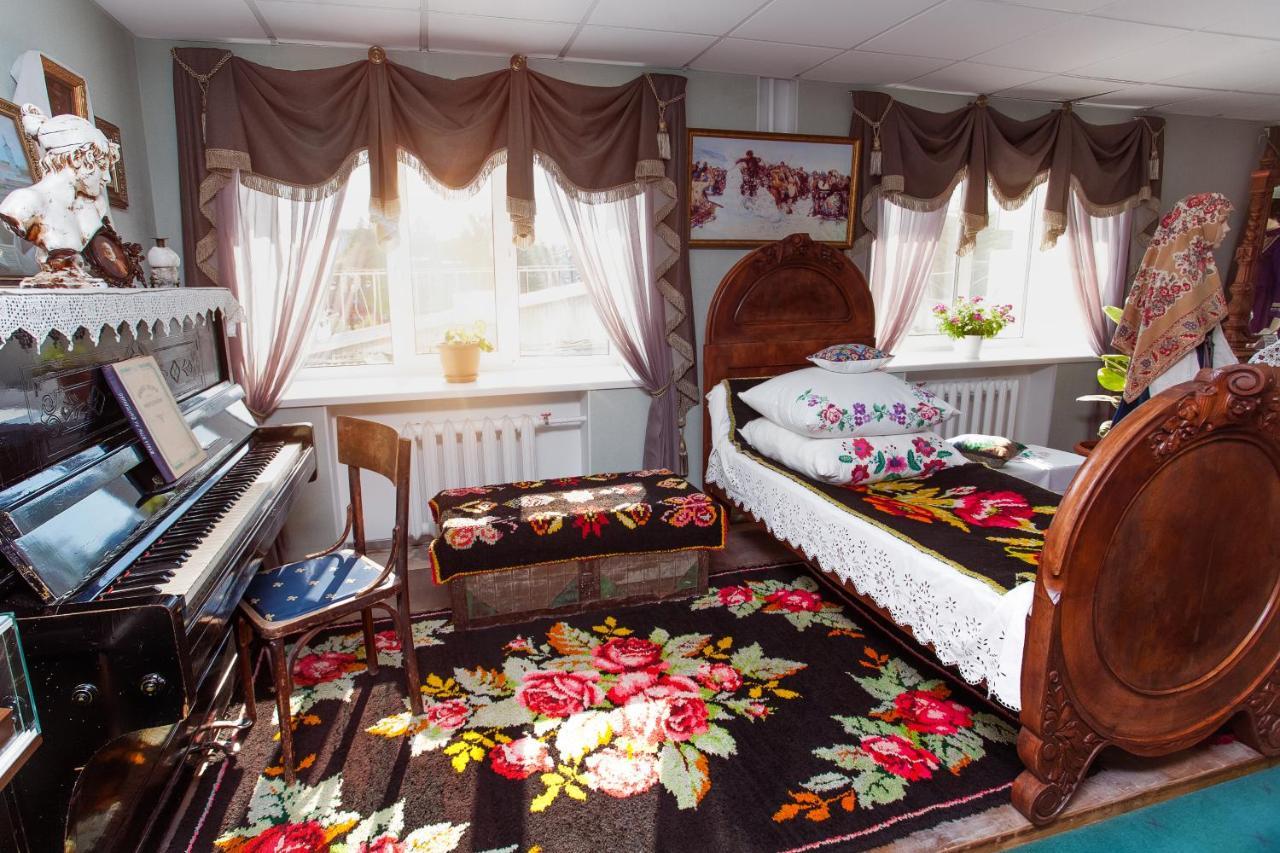 Vostok Hotel Tyumeny Kültér fotó